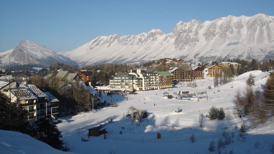 La Joue Du Loup Location D Appartements Et Chalets Chez Ski France Com